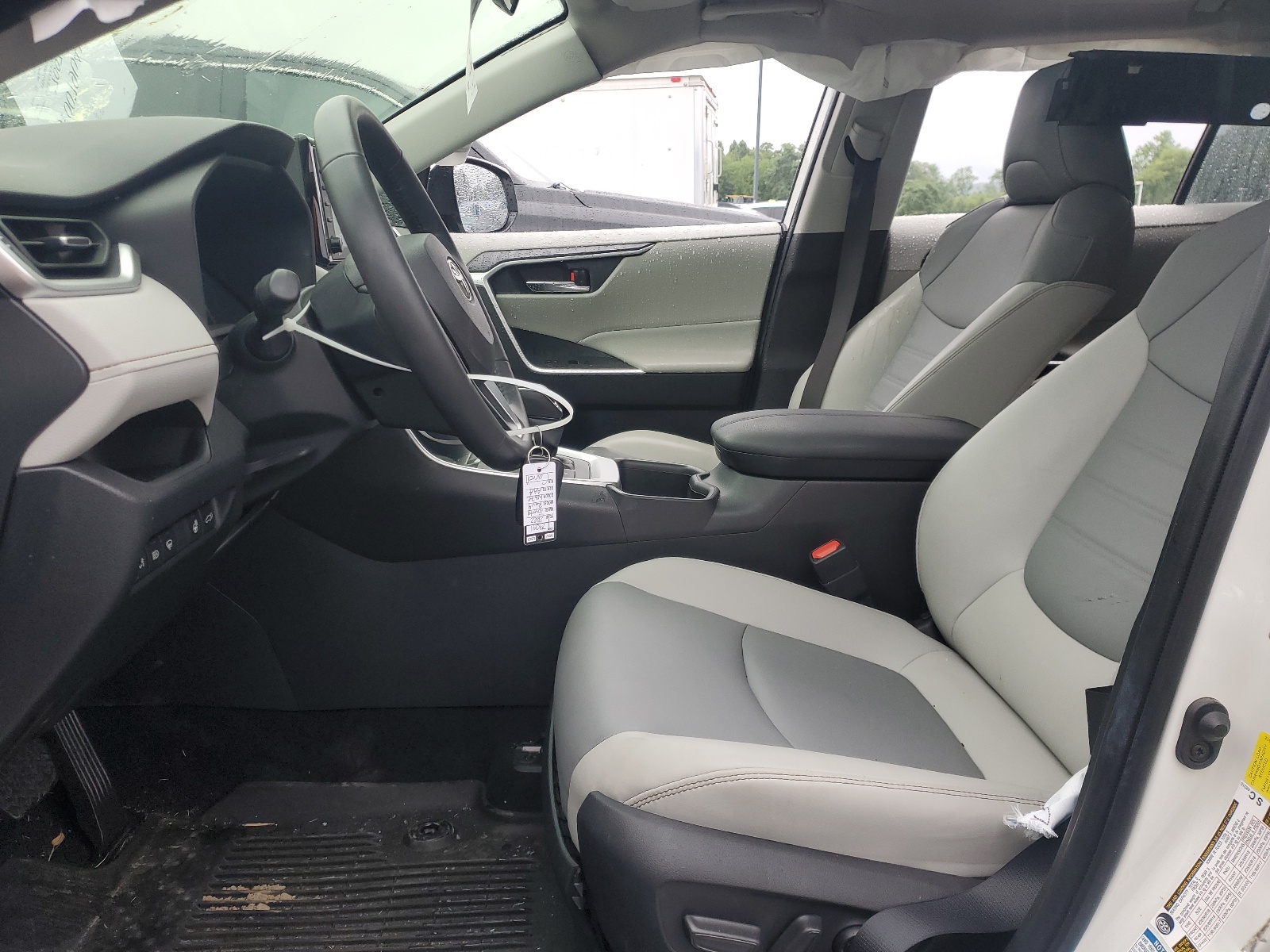 JTMB6RFV0ND076512 2022 Toyota Rav4 Xle Premium