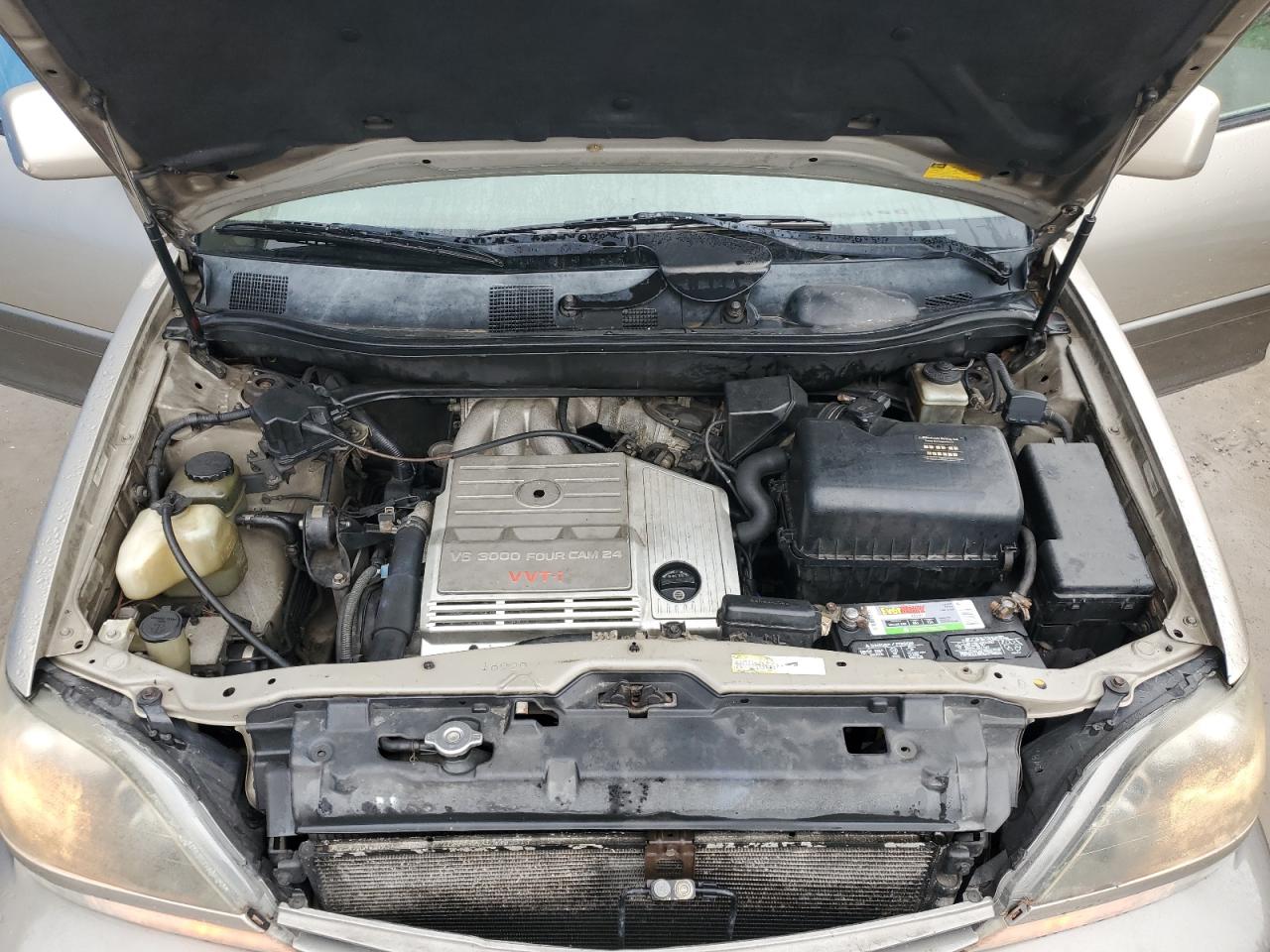 2000 Lexus RX - Image 11