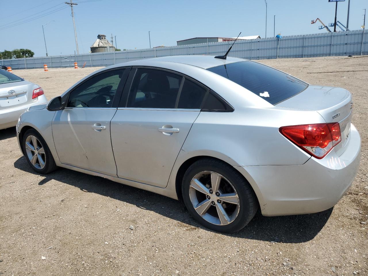 2013 Chevrolet Cruze - Image 2