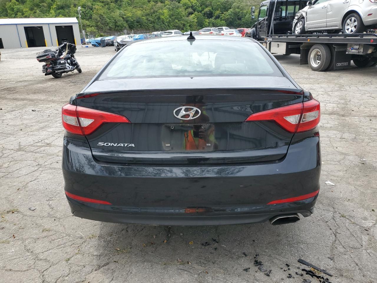 2015 Hyundai Sonata Se VIN: 5NPE24AF5FH220501 Lot: 66755264