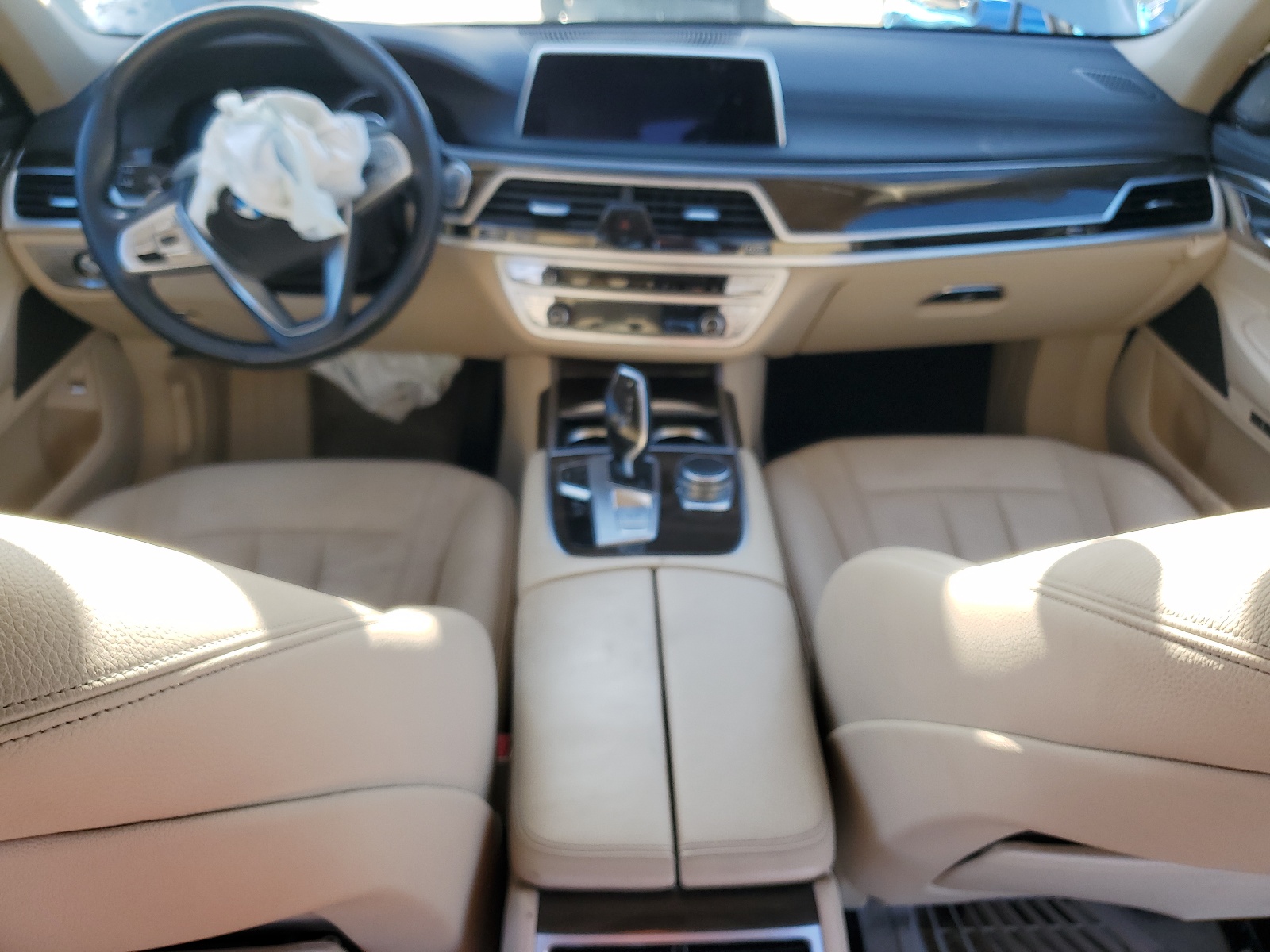 2018 BMW 740 I vin: WBA7E2C57JG743022