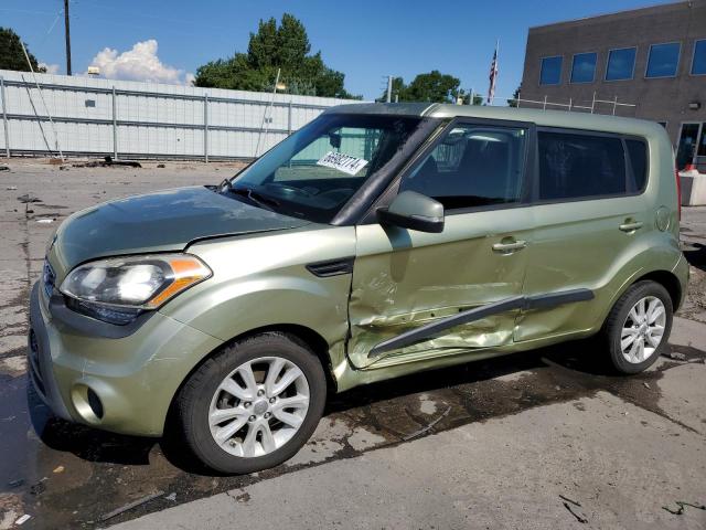  KIA SOUL 2013 Зелений