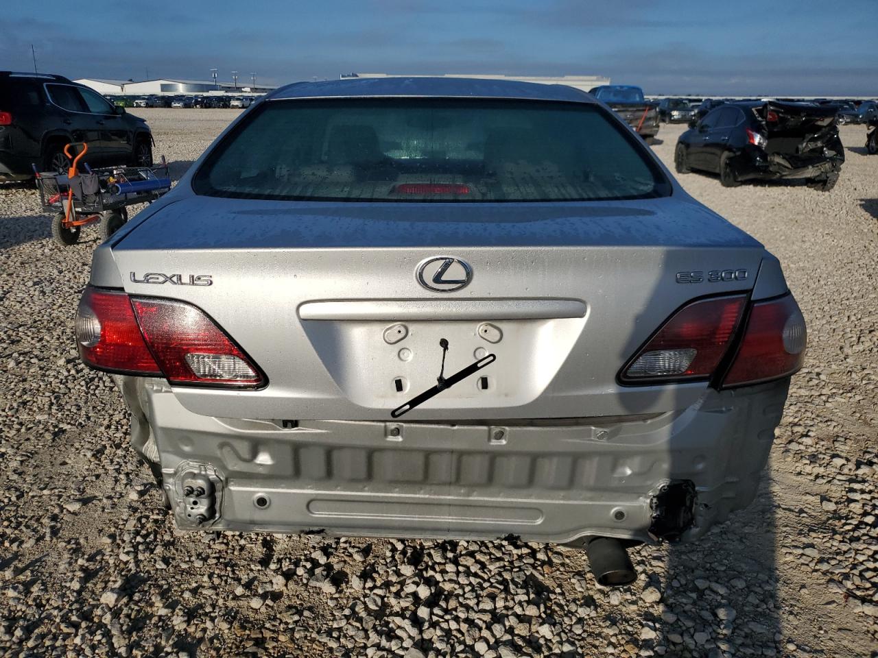 2002 Lexus Es 300 VIN: JTHBF30GX20029061 Lot: 69108724