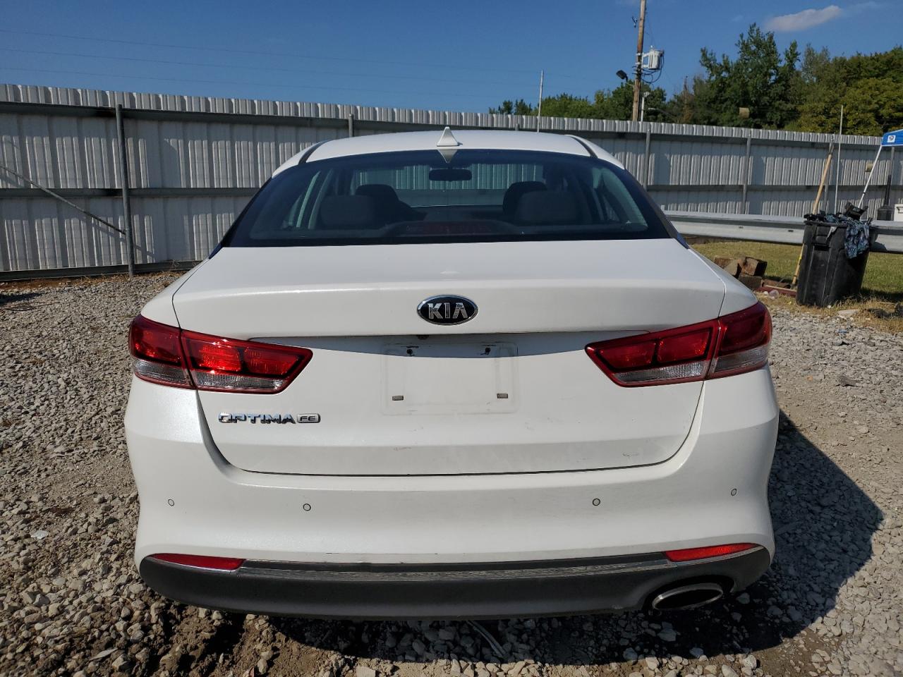 5XXGT4L3XJG213671 2018 Kia Optima Lx