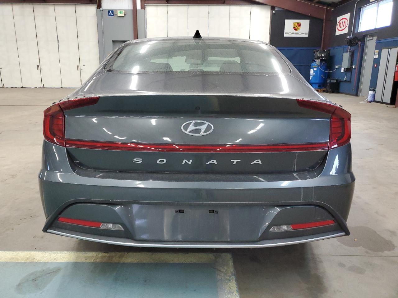 2023 Hyundai Sonata Se VIN: KMHL24JA6PA318114 Lot: 69680184