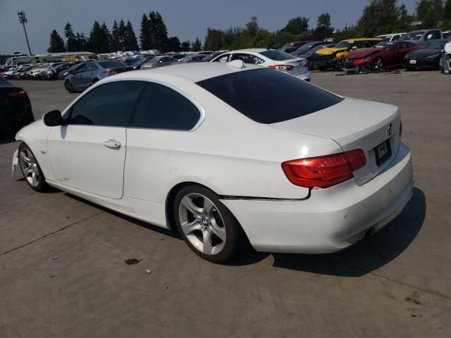  BMW 3 SERIES 2012 Белый