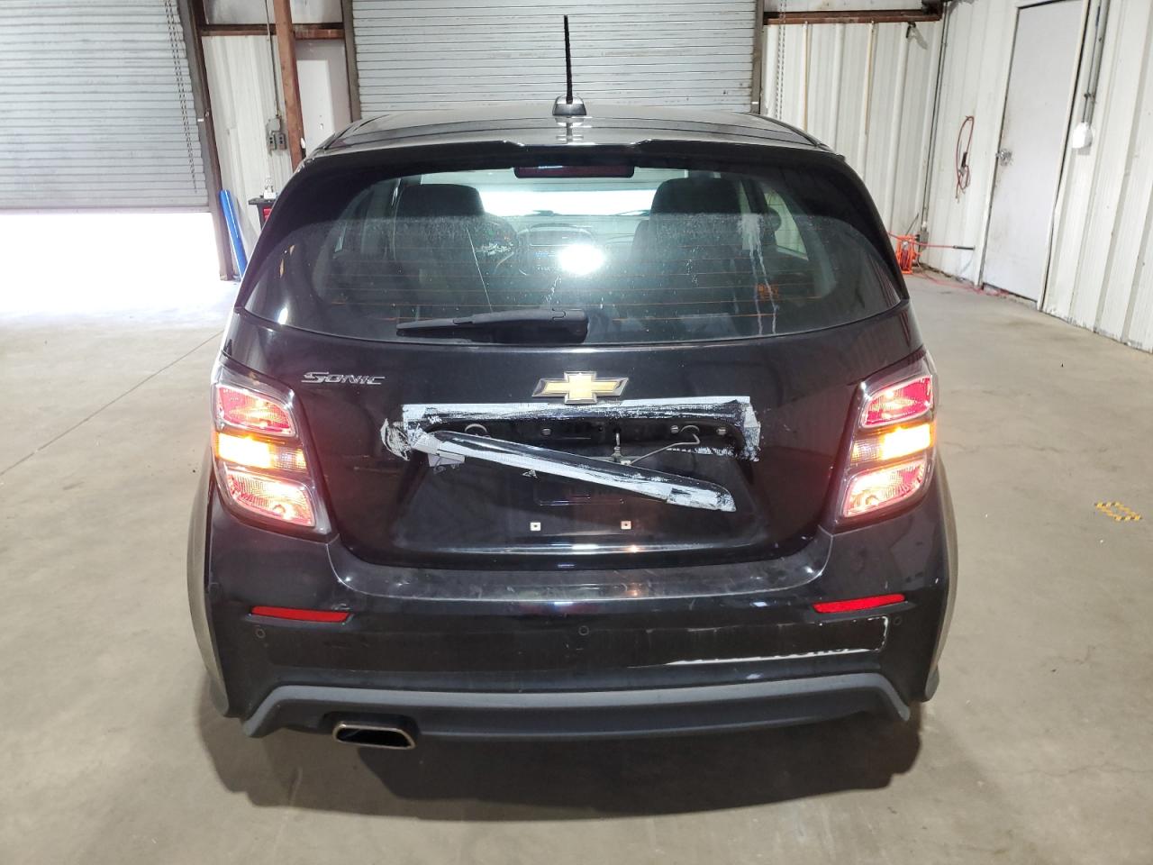 1G1JG6SB4K4137268 2019 Chevrolet Sonic