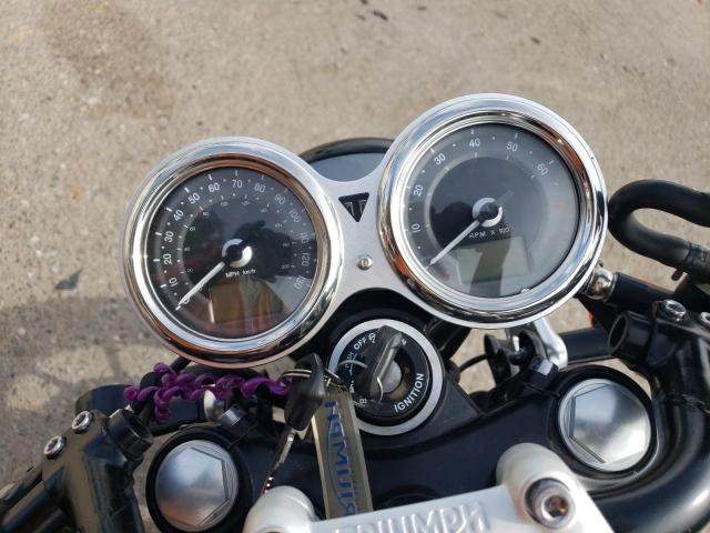 2018 TRIUMPH MOTORCYCLE STREET CUP 