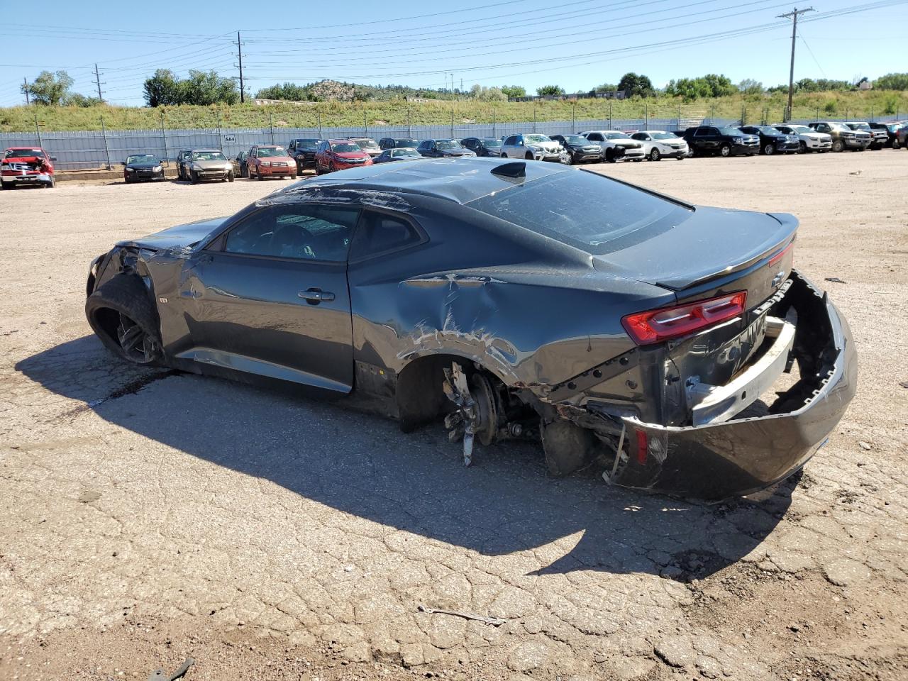 1G1FB1RS8J0121819 2018 CHEVROLET CAMARO - Image 2