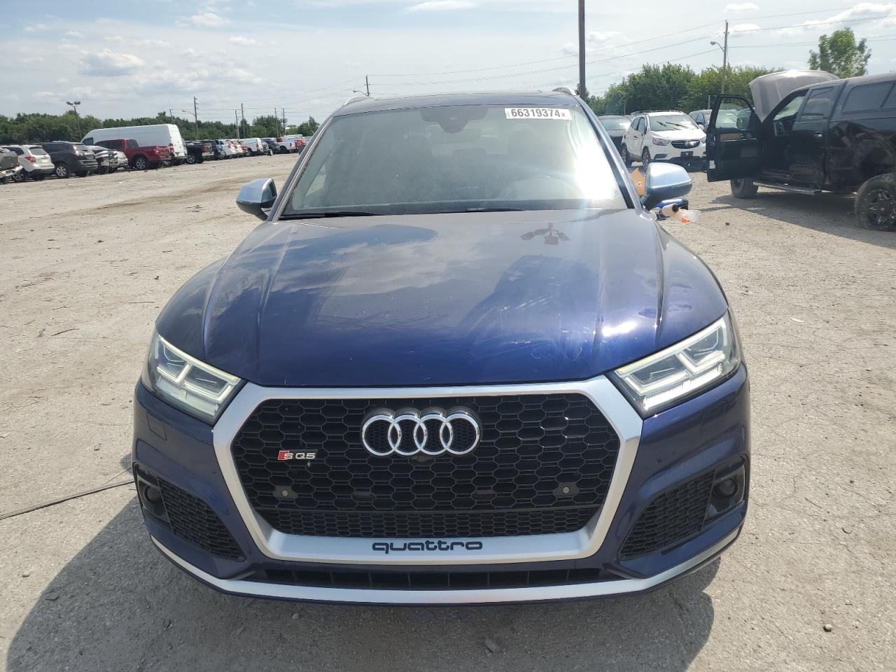 WA1A4AFY5J2009191 2018 Audi Sq5 Premium Plus