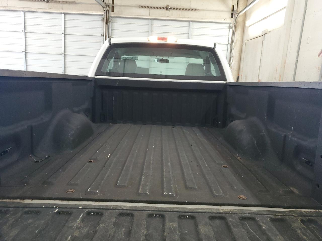 1FTRF12215NB10575 2005 Ford F150 1FTRF12215NB10575 2005 Ford F150