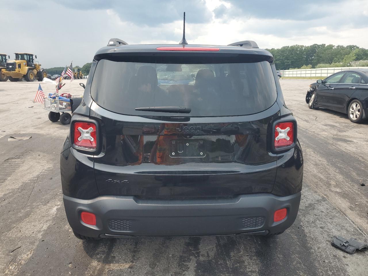 2017 Jeep Renegade Latitude VIN: ZACCJBBB1HPF21285 Lot: 66942384