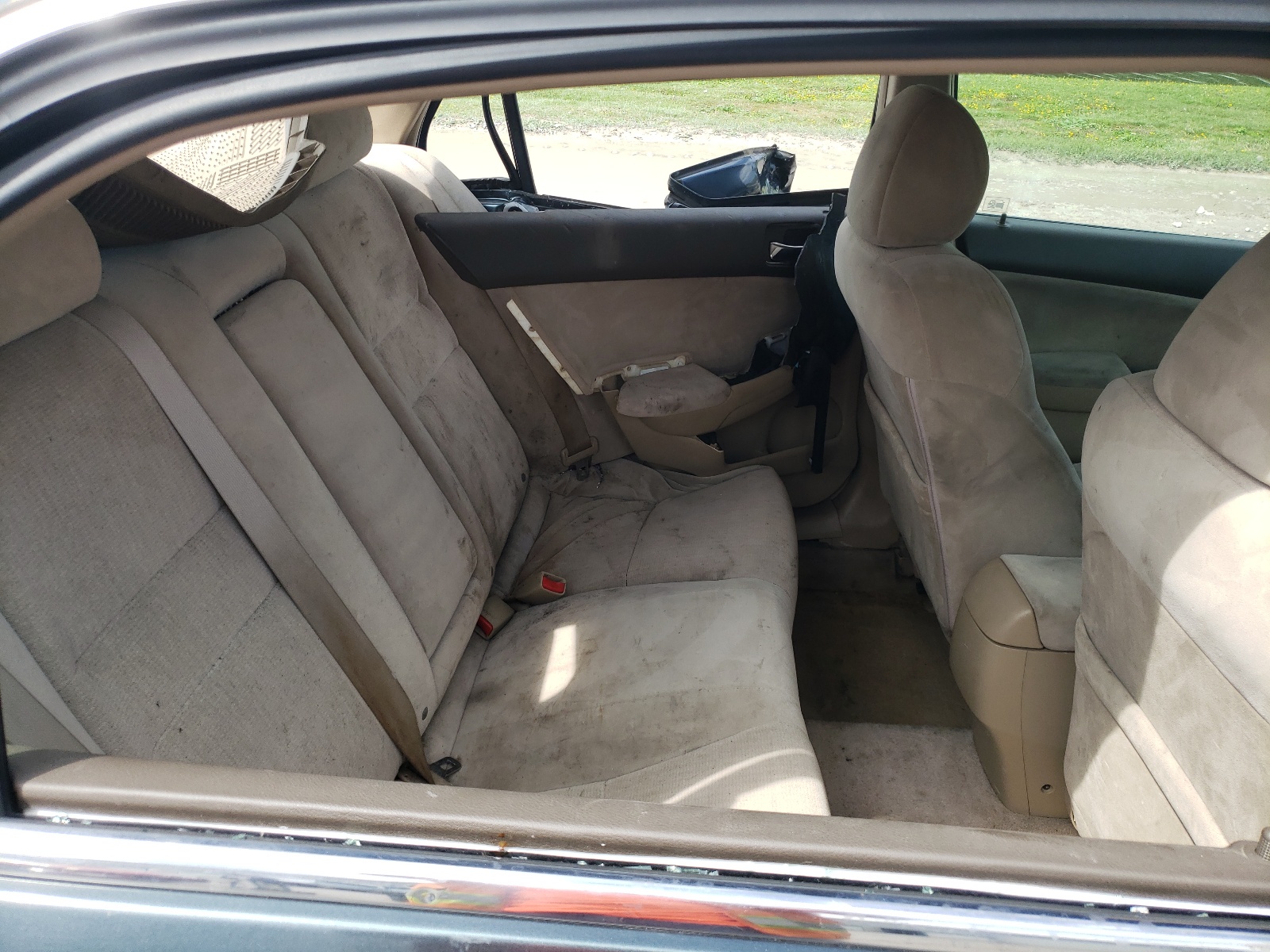 JHMCM56324C017739 2004 Honda Accord Lx