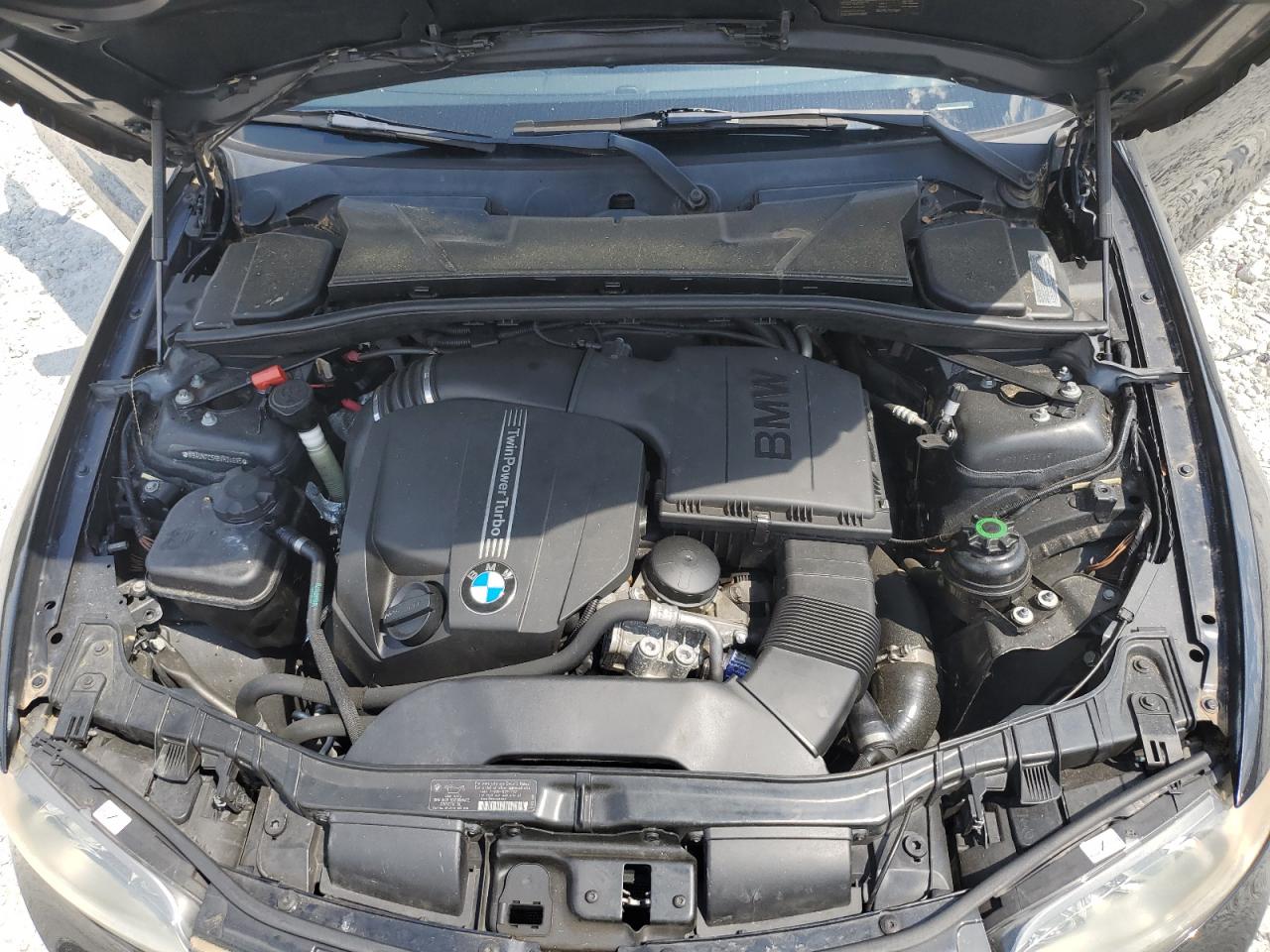 WBAUN7C51BVM24695 2011 BMW 135 I