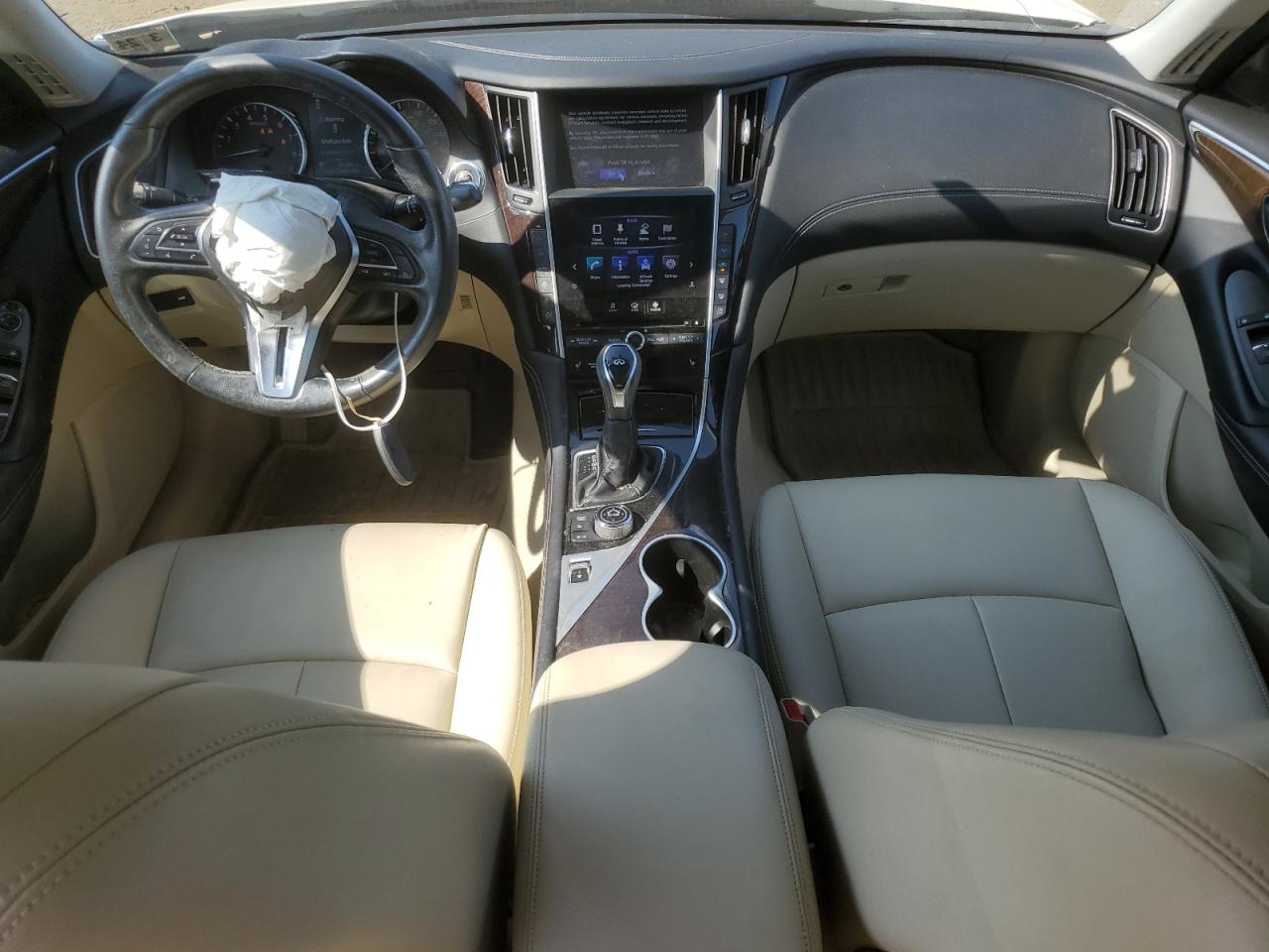 JN1EV7ARXKM556019 2019 Infiniti Q50 Luxe