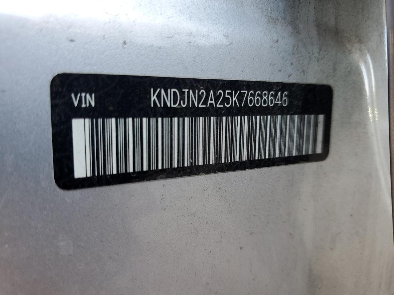 KNDJN2A25K7668646 2019 Kia Soul