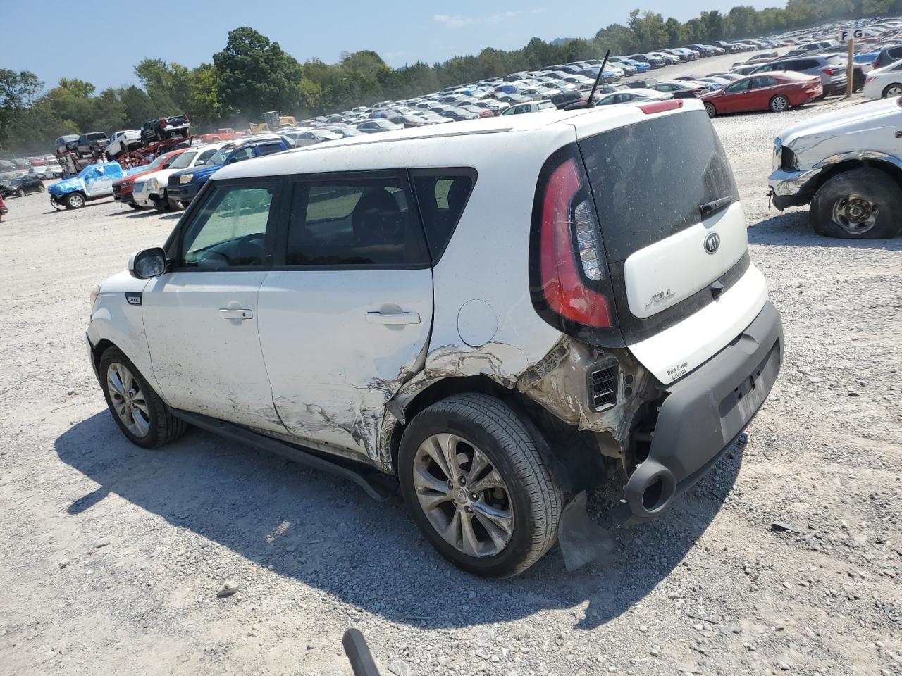 2015 Kia Soul - Image 2