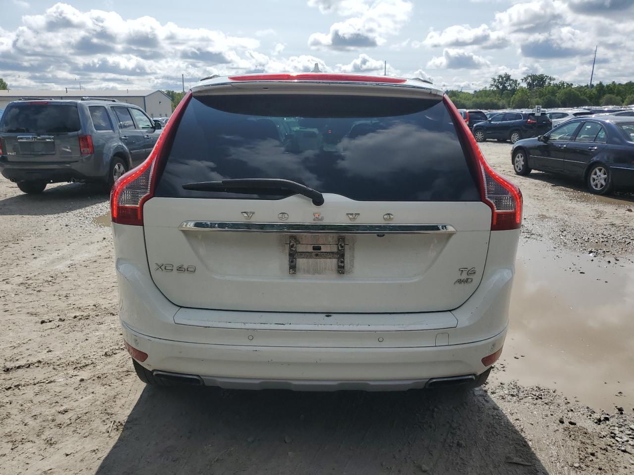 YV449MRKXG2872068 2016 Volvo Xc60 T6 Premier