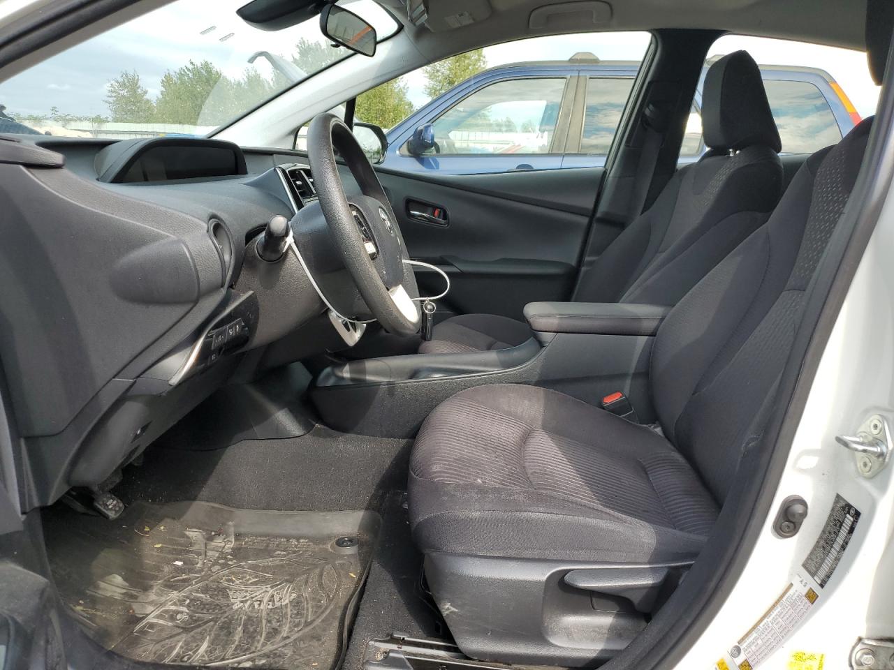 2018 Toyota Prius VIN: JTDKBRFU3J3061215 Lot: 67495644