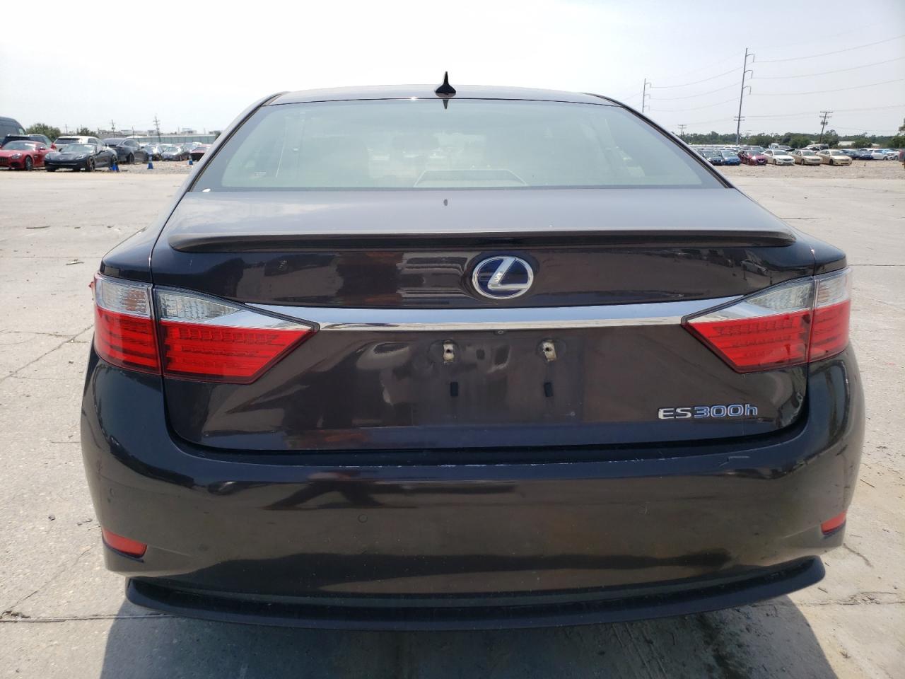 2013 Lexus ES - Image 6