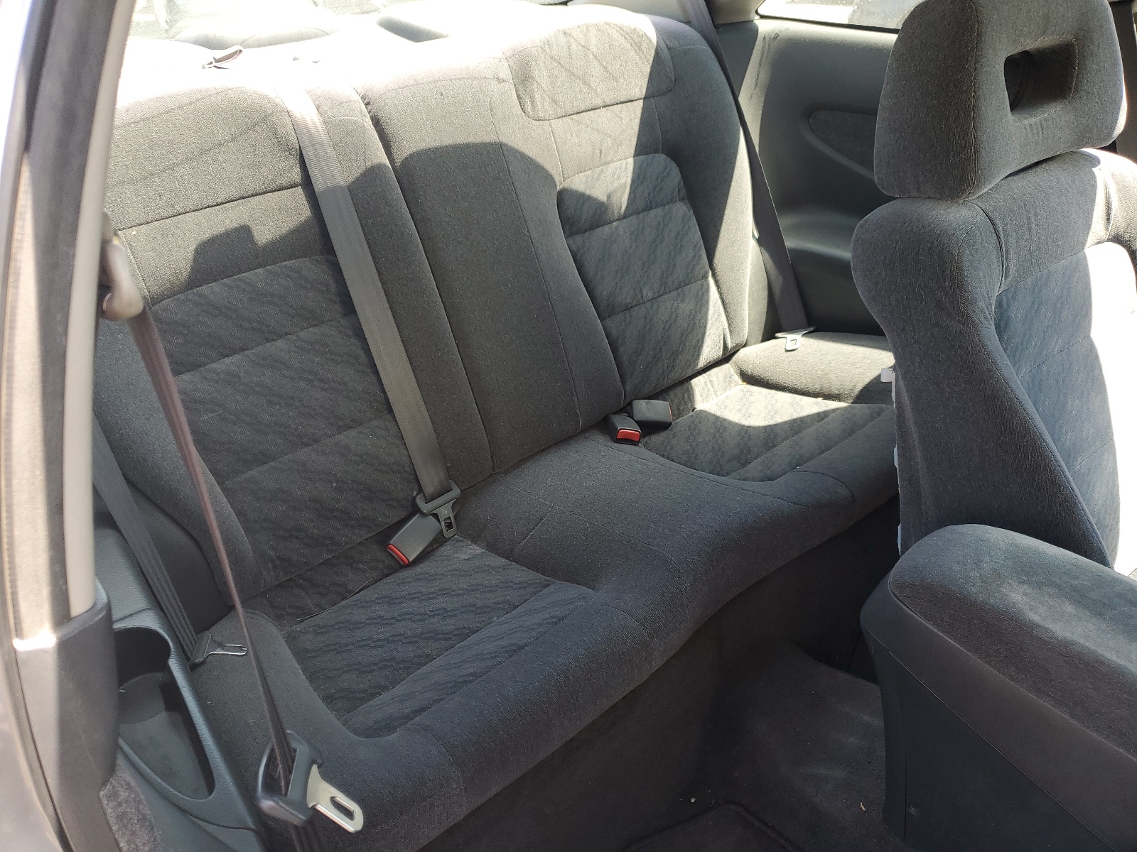 1HGCG329X1A006410 2001 Honda Accord Lx