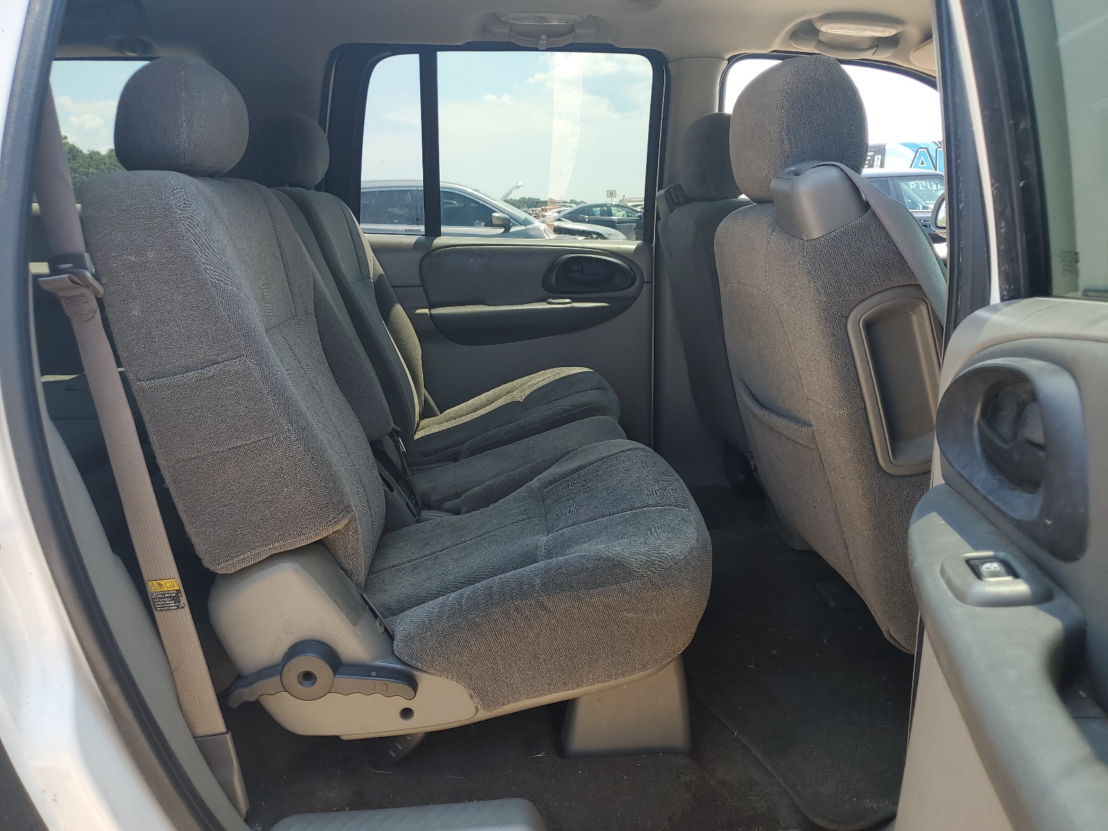 1GNES16S246134372 2004 Chevrolet Trailblazer Ext Ls