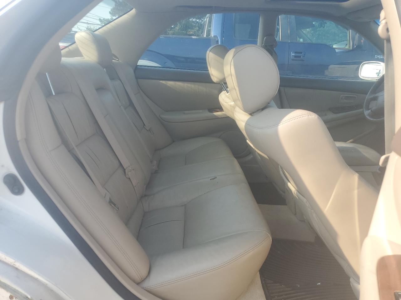 2000 Lexus Es 300 VIN: JT8BF28G4Y5077200 Lot: 66132264