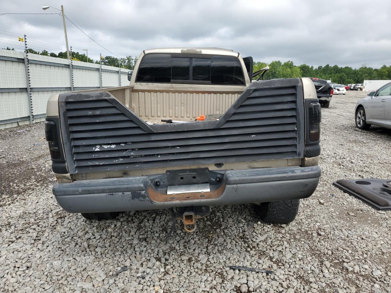 2002 Dodge Ram 2500 VIN: 3B7KF23652M260073 Lot: 65615334