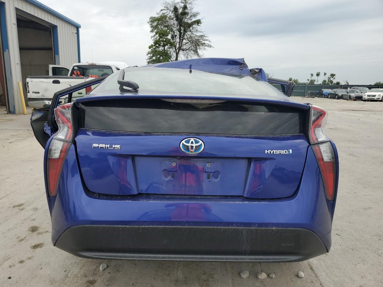 2017 Toyota Prius VIN: JTDKBRFUXH3535364 Lot: 66229504