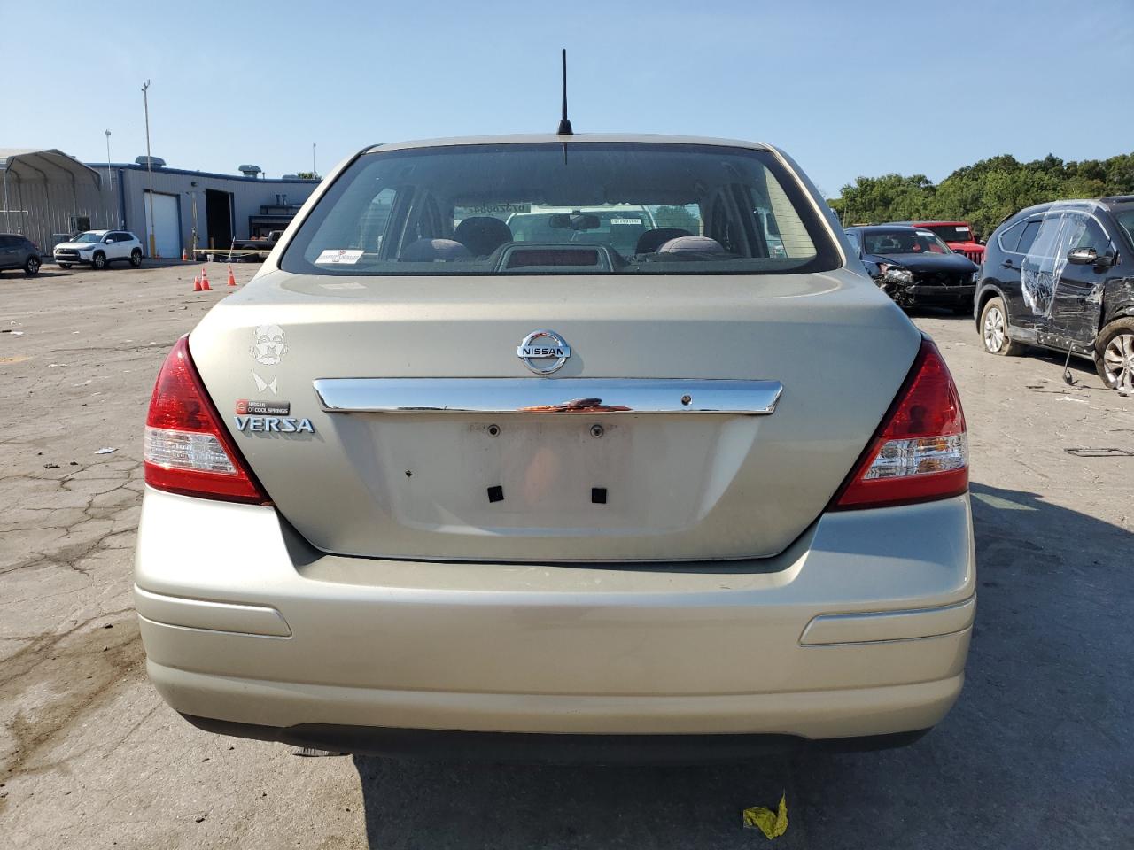 2008 Nissan Versa S VIN: 3N1BC11E18L402790 Lot: 67328884