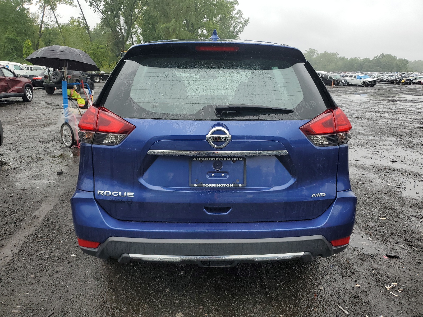 5N1AT2MV4HC825686 2017 Nissan Rogue Sv