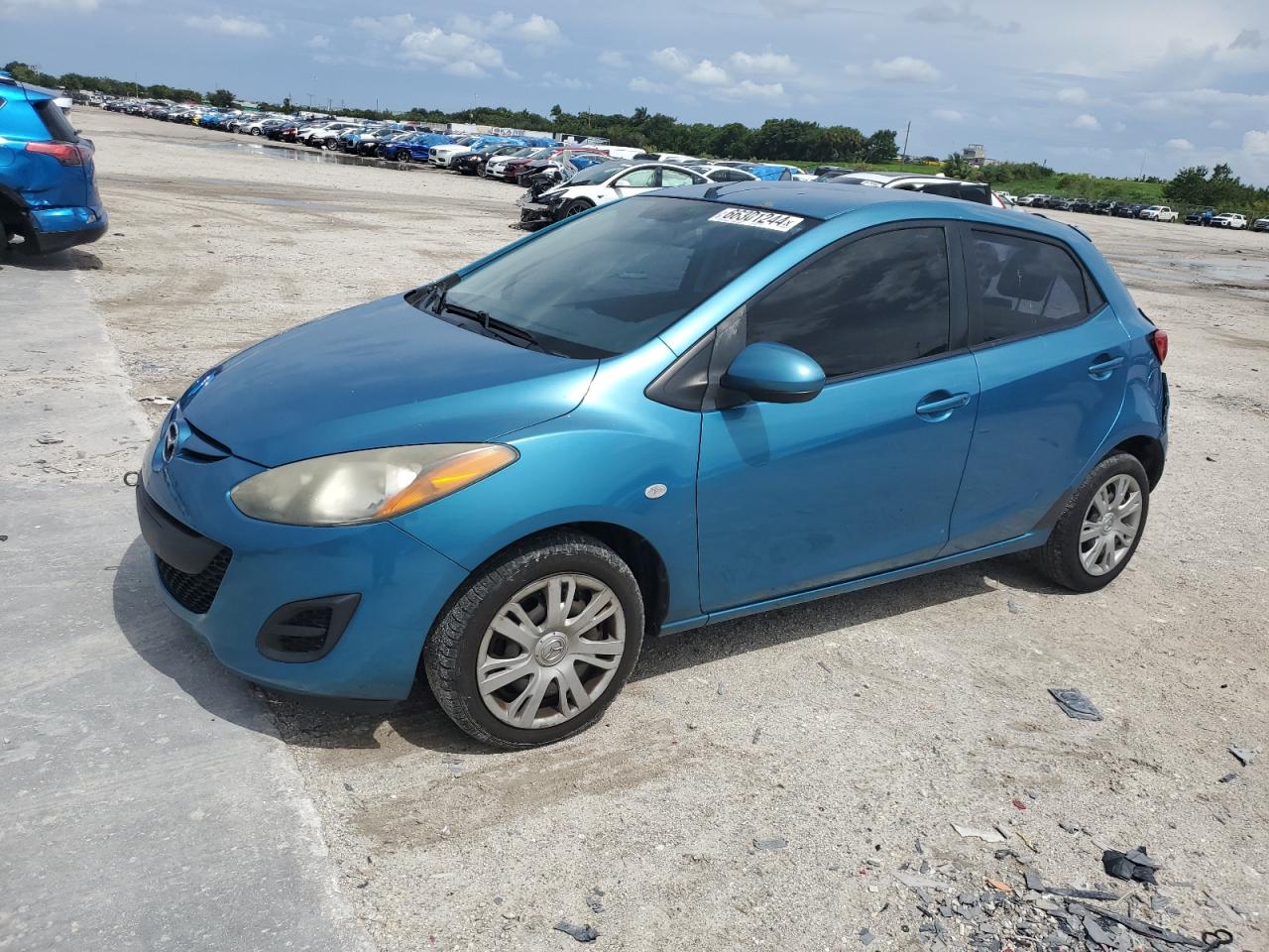 2011 Mazda Mazda2 VIN: JM1DE1HY4B0110569 Lot: 66301244