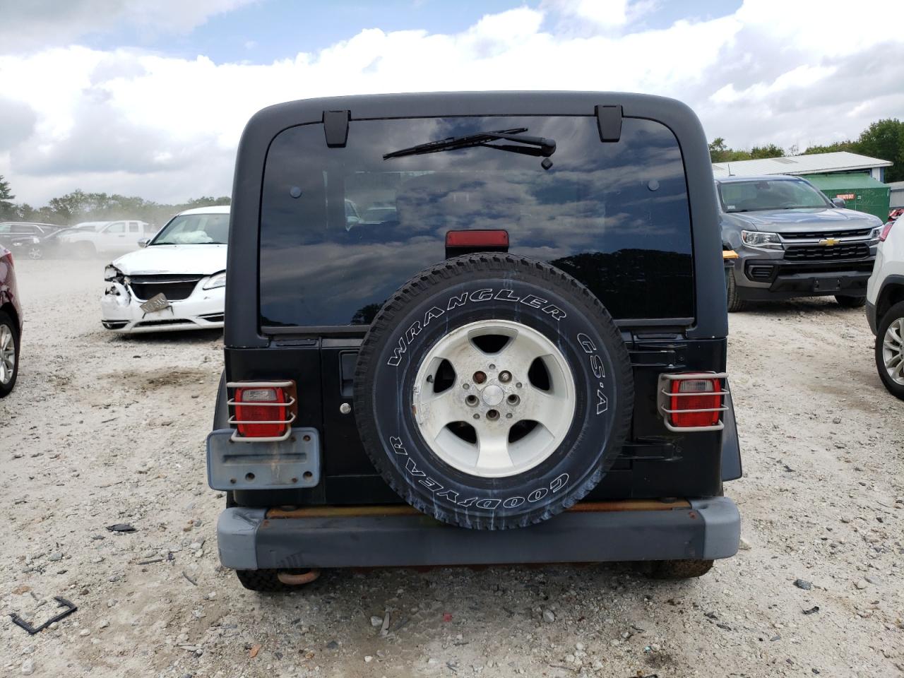 2003 Jeep Wrangler / Tj Sahara VIN: 1J4FA59S93P362410 Lot: 69418354