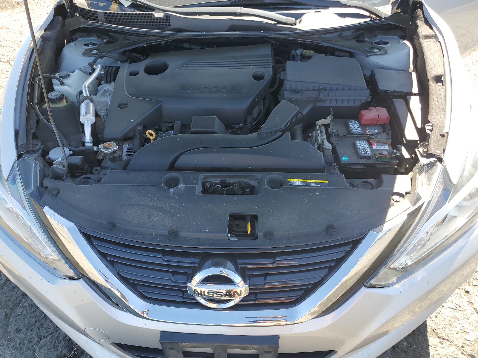 1N4AL3AP3JC262285 2018 Nissan Altima 2.5