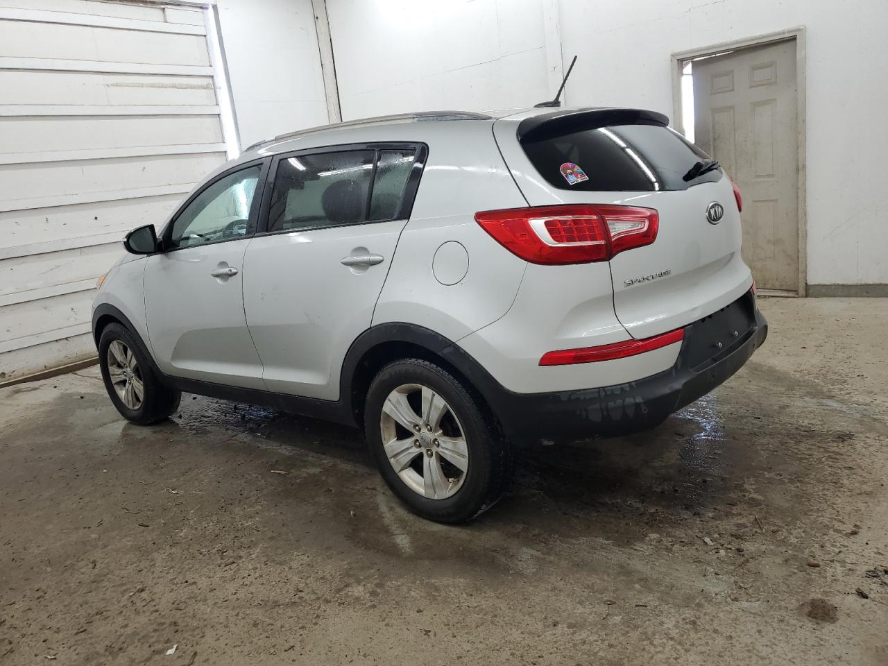 2011 Kia Sportage - Image 2