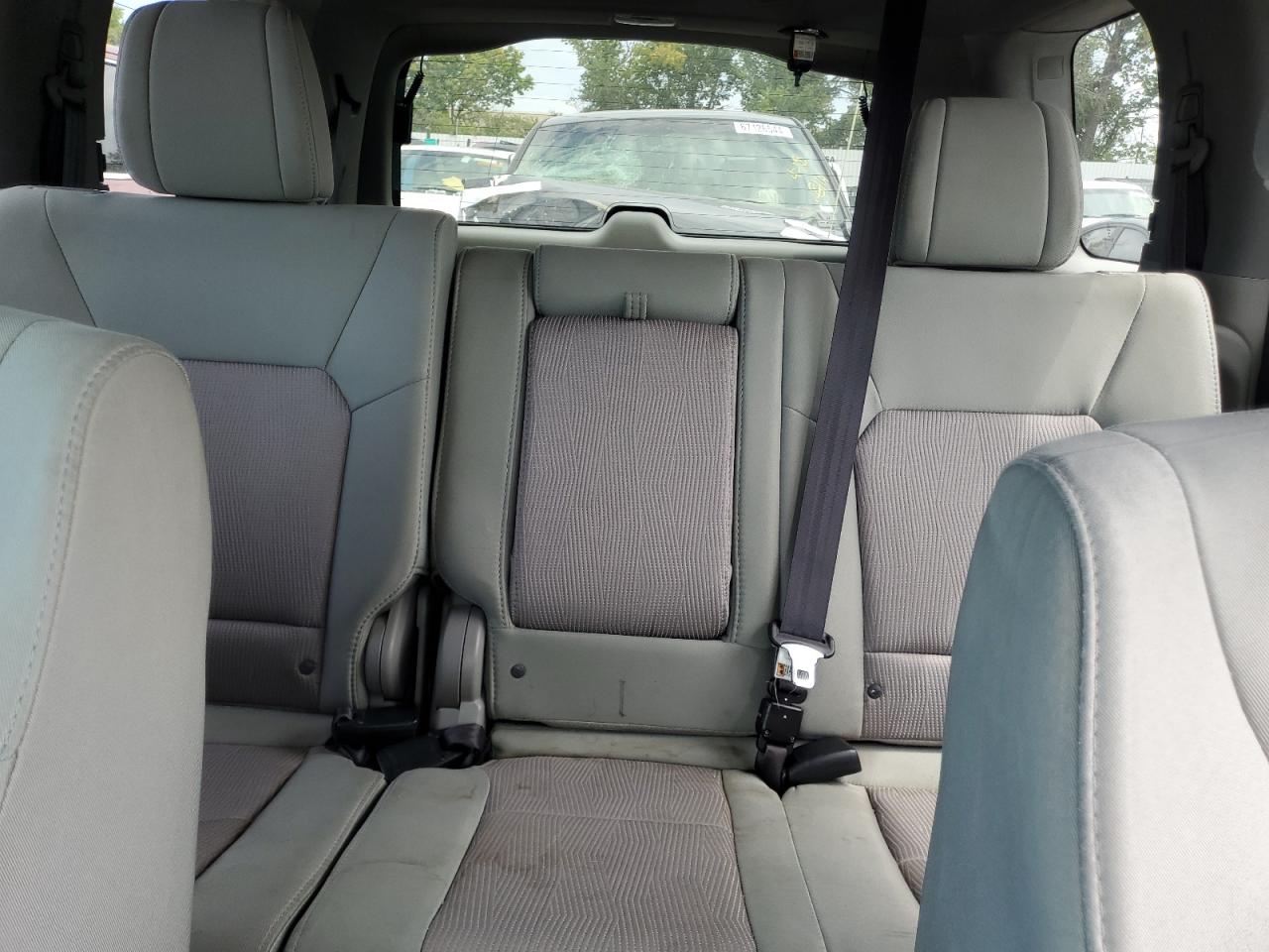 5FNYF4H30FB052908 2015 Honda Pilot Se