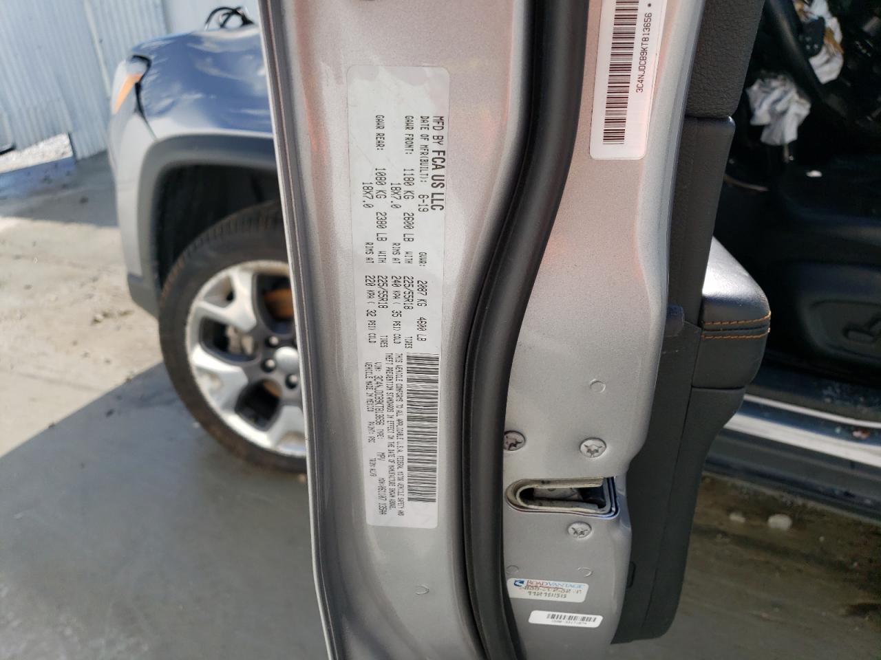 2019 Jeep Compass Limited VIN: 3C4NJDCB9KT813656 Lot: 65755644