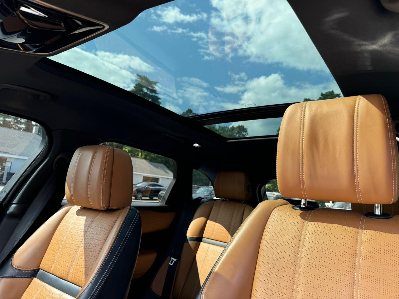 2018 Land Rover Range Rover Velar R-Dynamic Hse VIN: SALYM2RV3JA712170 Lot: 69149774