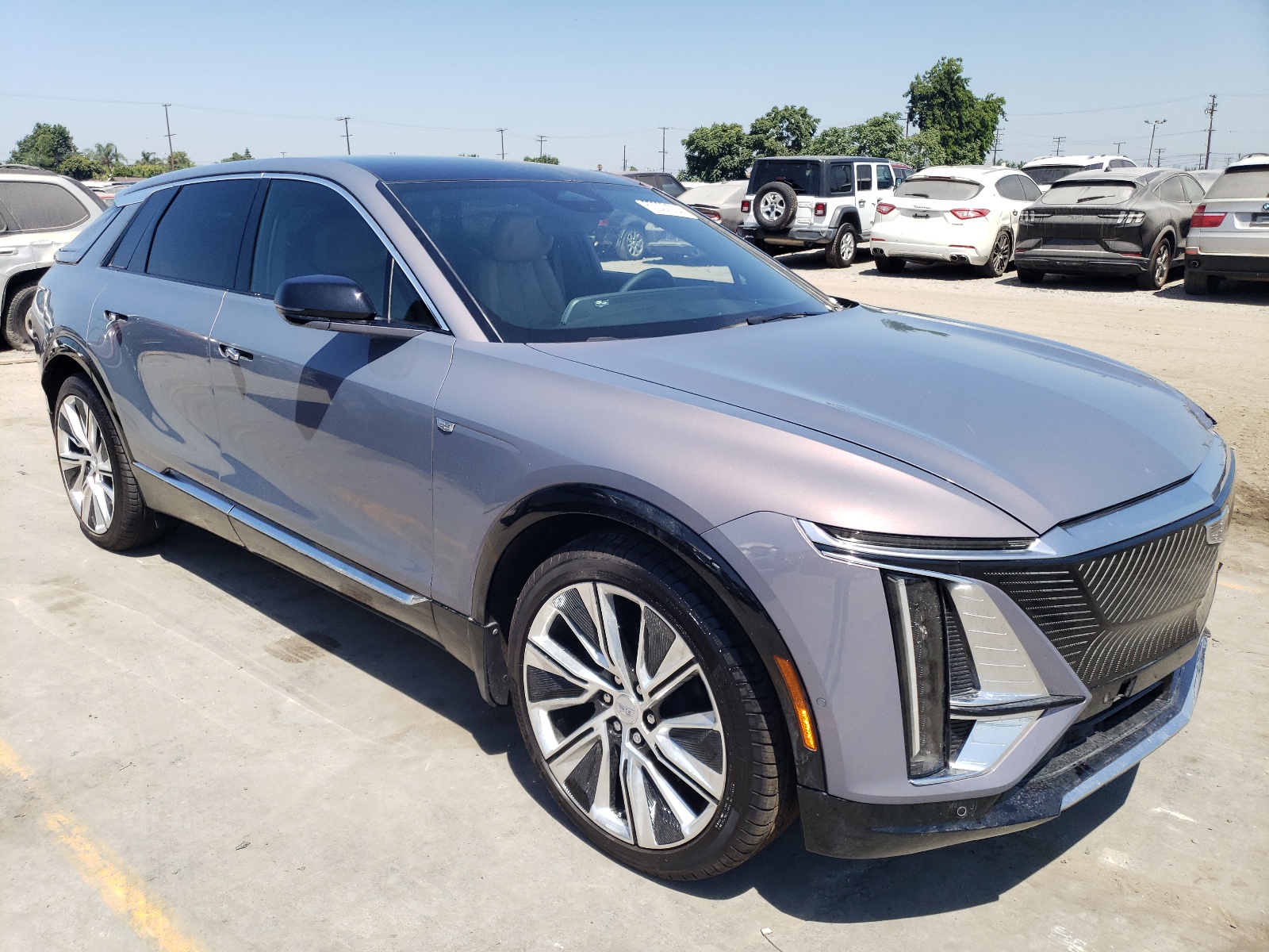 2024 Cadillac Lyriq Luxury vin: 1GYKPSRK5RZ120688