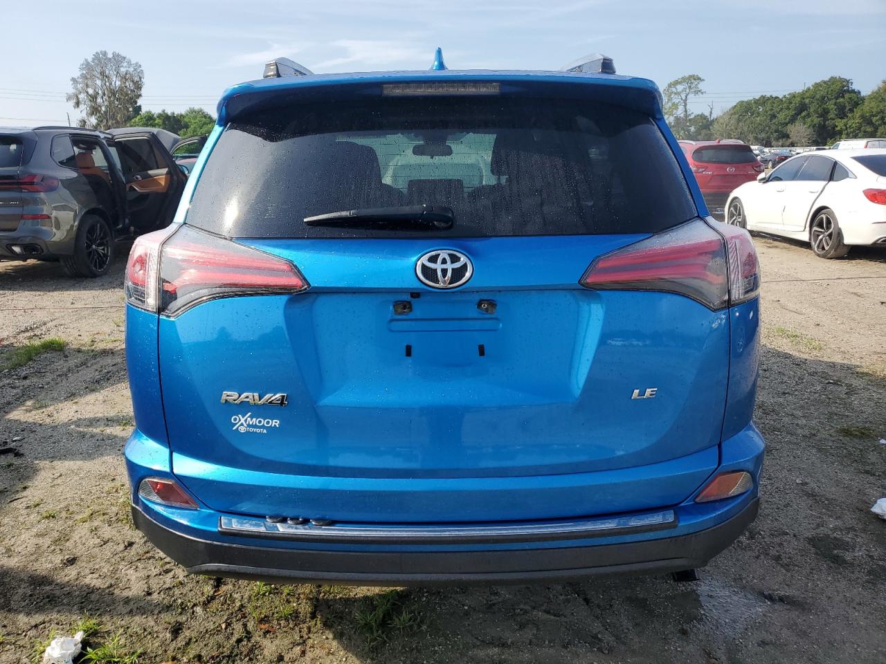 2018 Toyota Rav4 Le VIN: JTMZFREV8JJ187031 Lot: 67159844