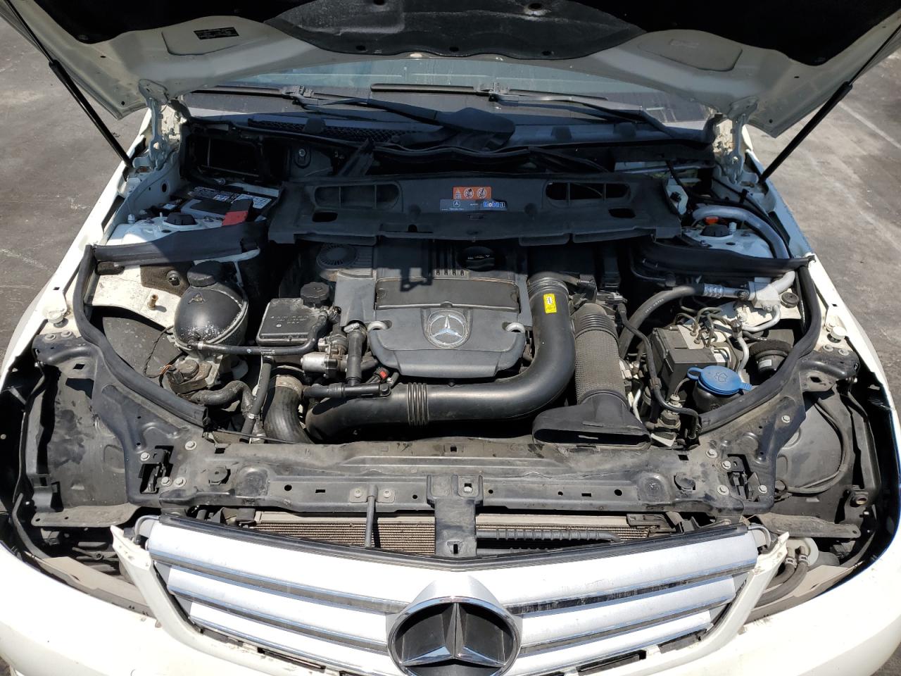 2012 Mercedes-Benz C 250 VIN: WDDGF4HB2CR208977 Lot: 57502965