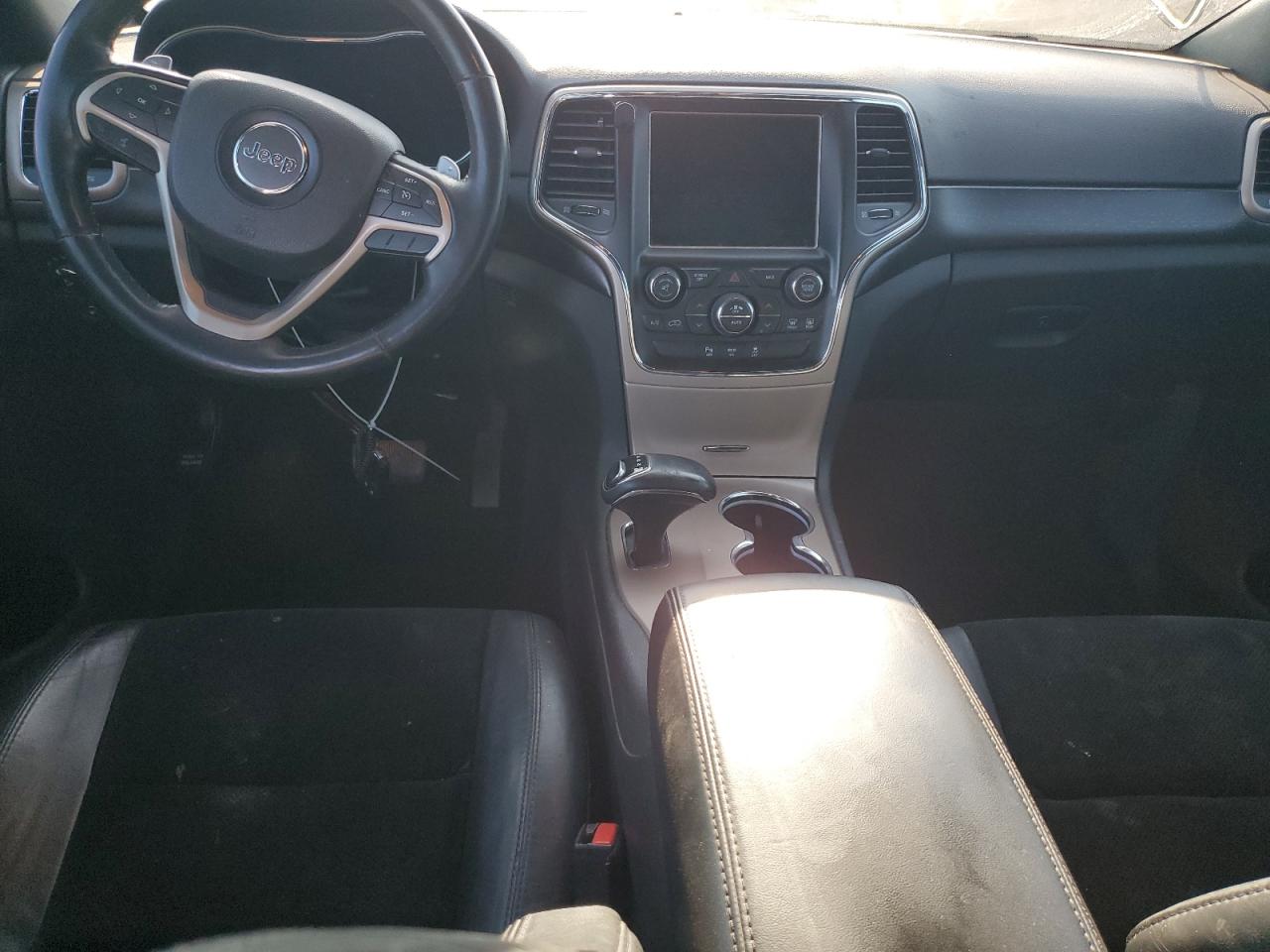 2015 Jeep Grand Cherokee Laredo VIN: 1C4RJFAG9FC692317 Lot: 68294194