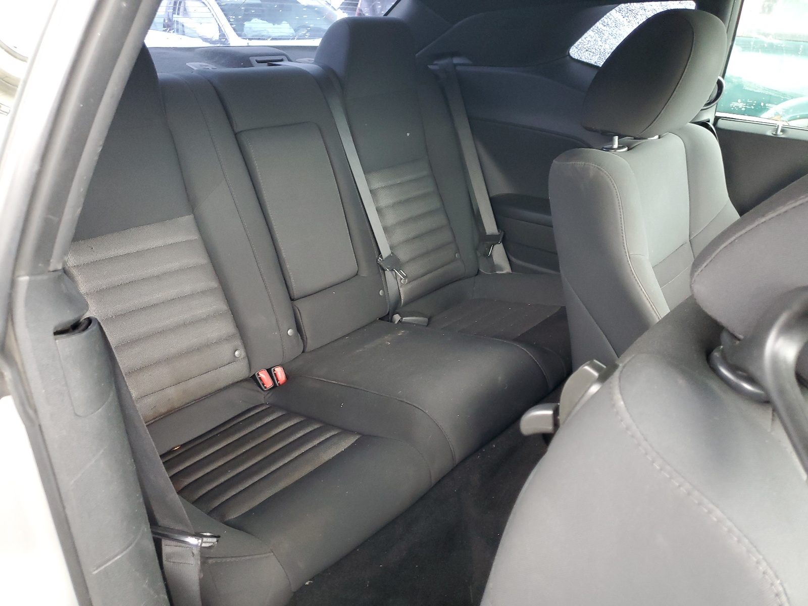 2B3CJ4DV7AH313147 2010 Dodge Challenger Se