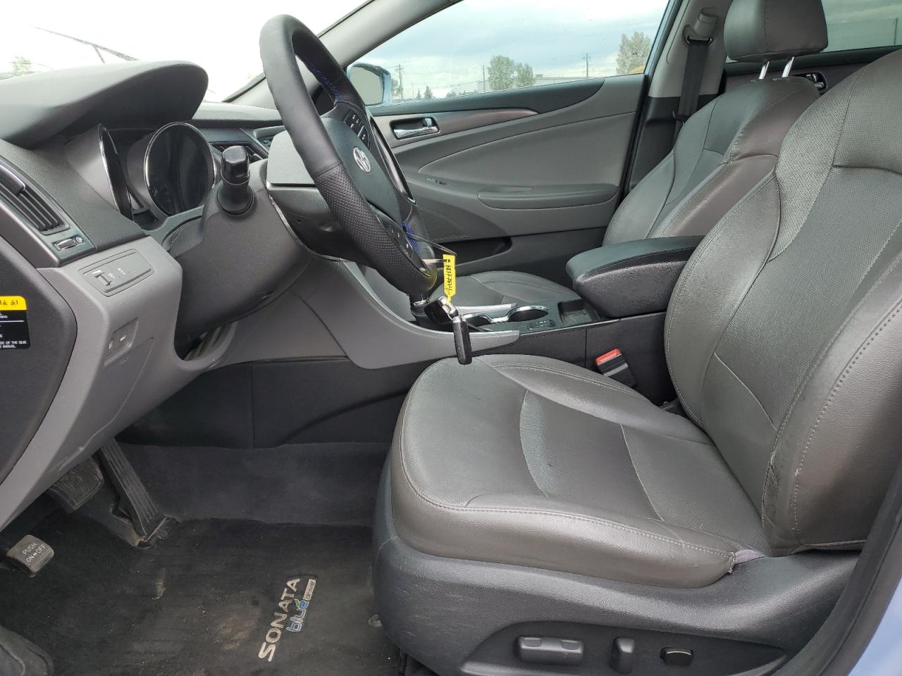 2013 Hyundai Sonata Hybrid VIN: KMHEC4A4XDA097130 Lot: 68377874