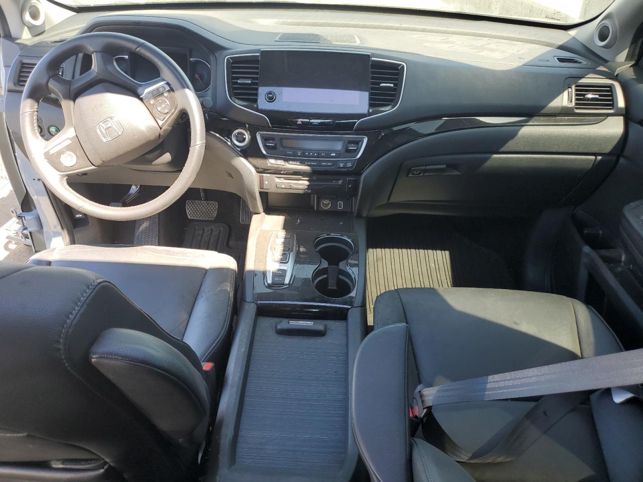 2022 Honda Pilot Touring VIN: 5FNYF5H68NB014048 Lot: 67352114