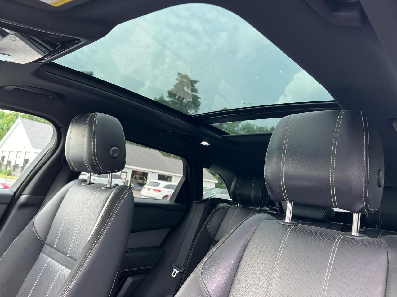 2018 Land Rover Range Rover Velar R-Dynamic Se VIN: SALYL2RV6JA723263 Lot: 66434554