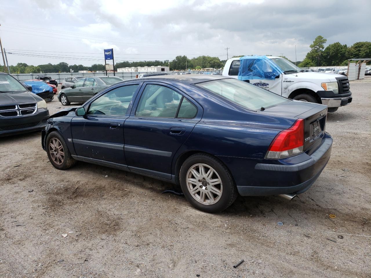 2004 Volvo S60 - Image 2