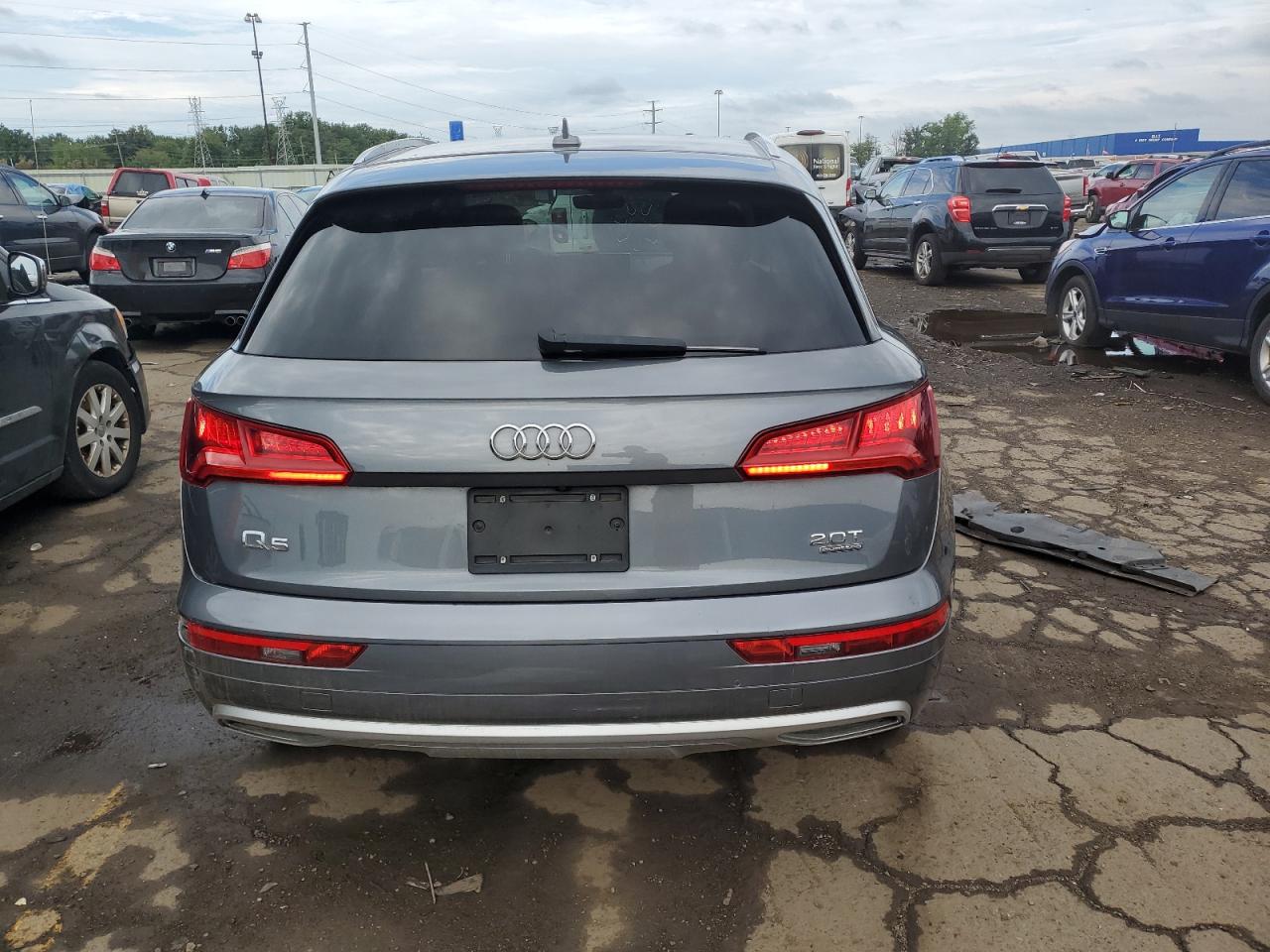 2018 Audi Q5 Premium VIN: WA1ANAFY1J2222944 Lot: 69039904