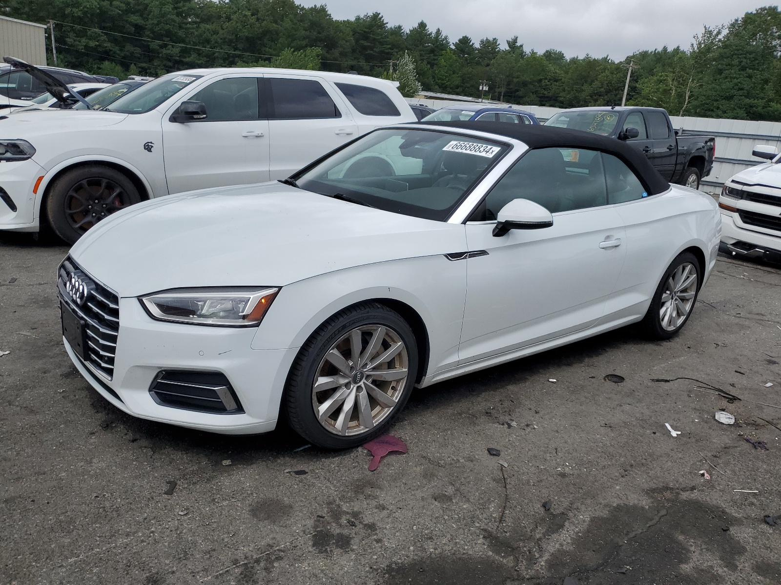 2018 Audi A5 Premium Plus vin: WAUYNGF57JN008405