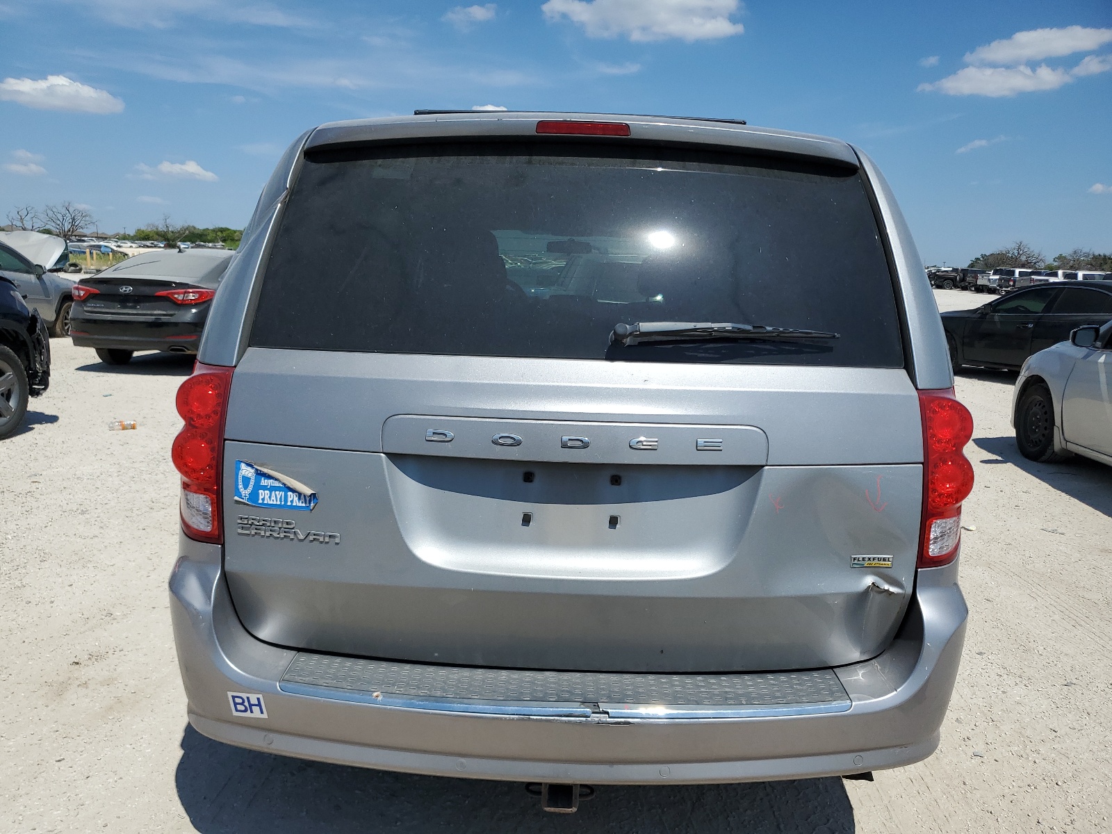 2C4RDGCG1DR685831 2013 Dodge Grand Caravan Sxt